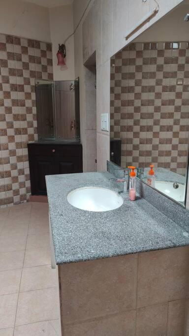 Basti House - Boutique Homestay 러크나우 외부 사진