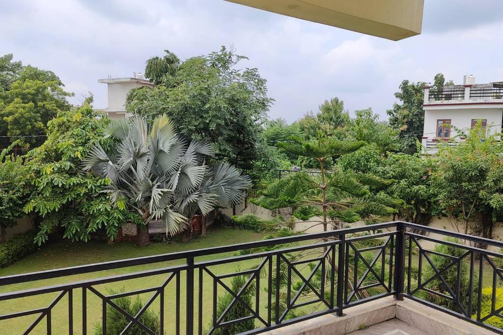Basti House - Boutique Homestay 러크나우 외부 사진